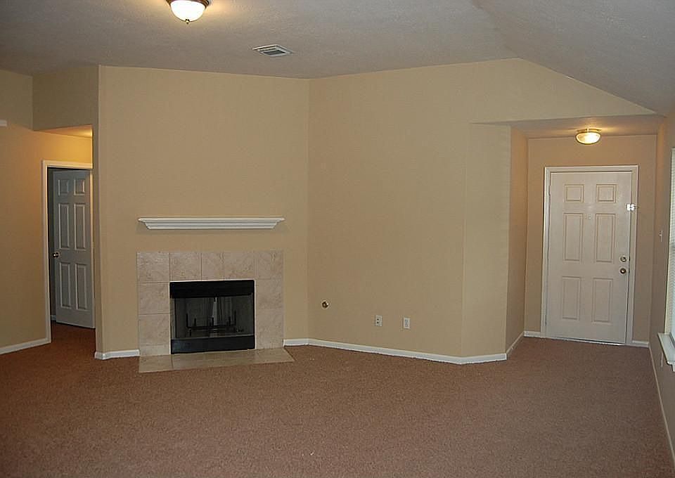 2nd image of 15503 Forest Creek Farms Dr