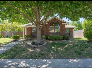 3329 N Bell Ave, Denton, TX 76207