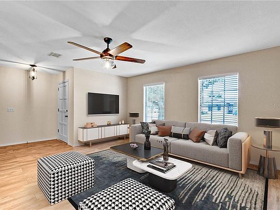 4th image of 1125 Galahad Dr