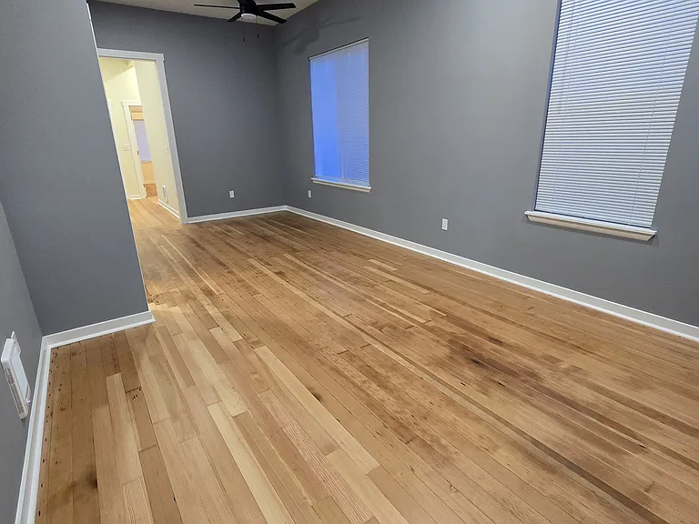 2311 Lombard Ave — Photo 6