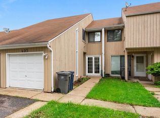 405 S Belmont Ave, Elgin, IL 60123