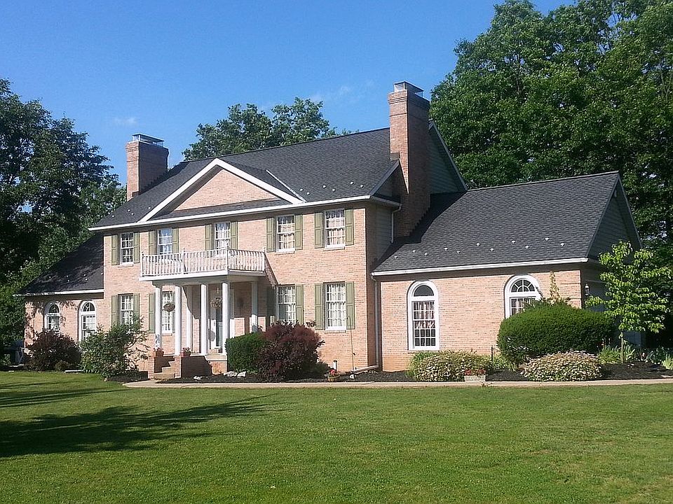 1st image of 1887 Hunters Horn Ln