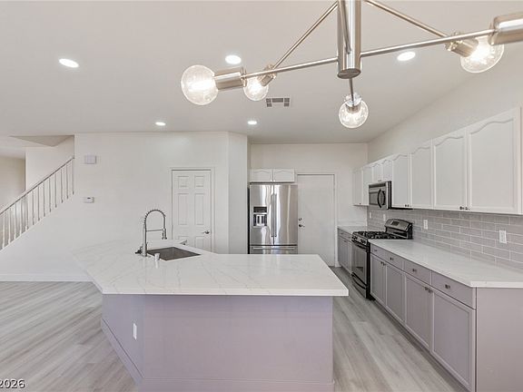 4th image of 6856 Scarlet Flax St