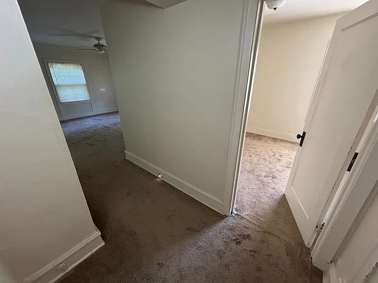 2114 E Woodstock Pl — Photo 15