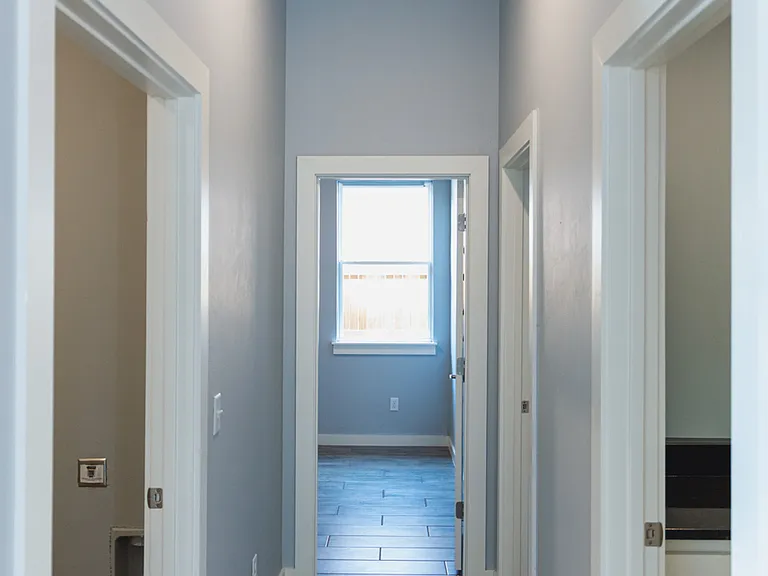 508 Remington Ave — Photo 32