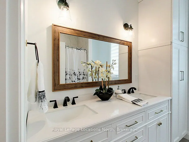37 Foliage Dr — Photo 25