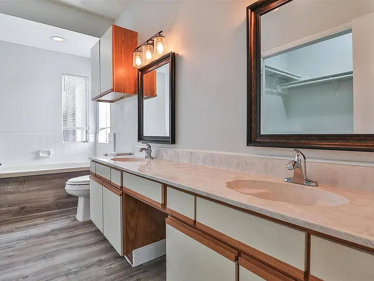 10910 Scenic Dr — Photo 28