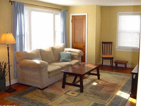 3rd image of 4021 Crutchfield St