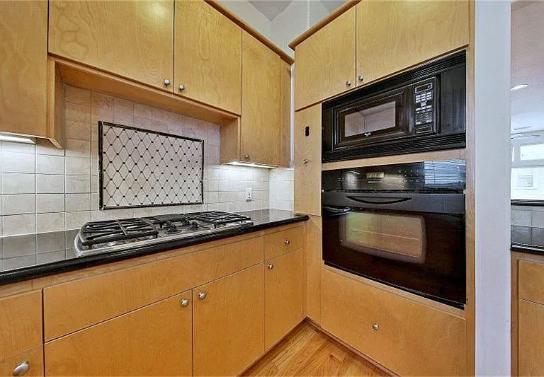 3509 Bradford St #C — Photo 7