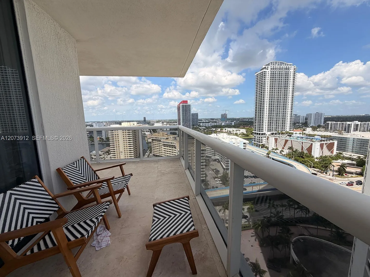 Beach Club Two Condo — Photo 4