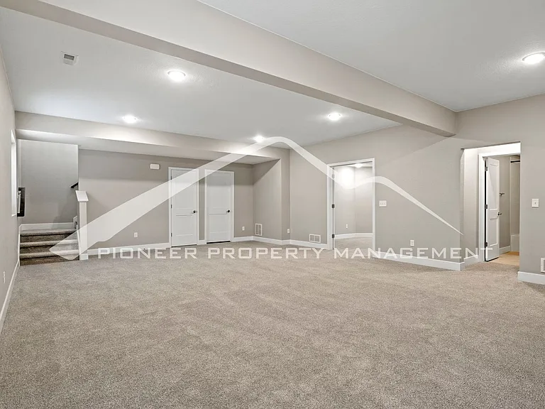 6524 Courtland Pl — Photo 16