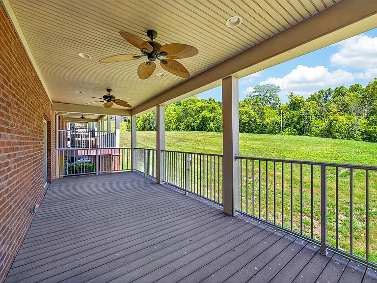 Deck View
