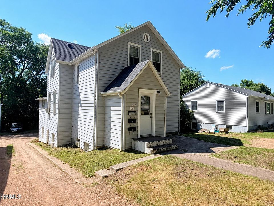 1st image of 618 N 19th St