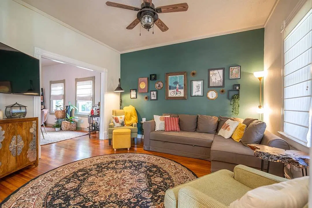3 bed, 2.5 bath, 1500 sqft, $1,300 — Photo 1