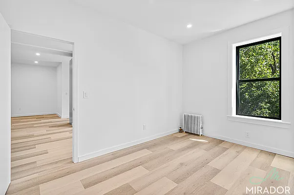 Rented by Mirador Real Estate | media 5