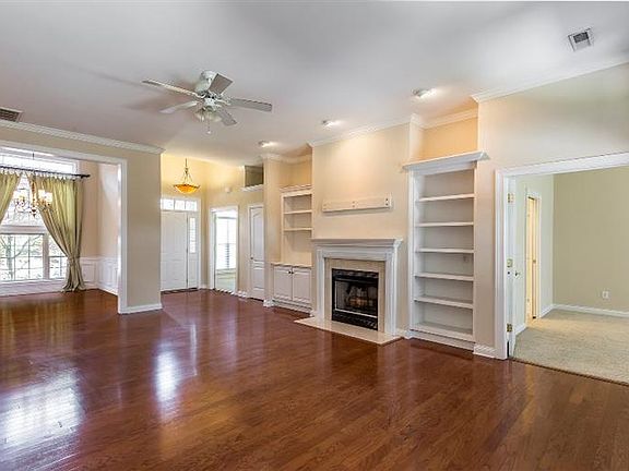 5th image of 216 Jane Briggs Ave