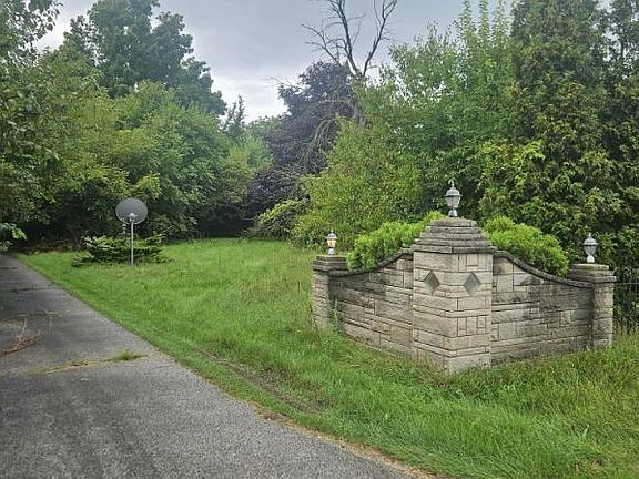 3rd image of 8952 W State Road 8