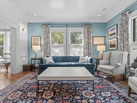 3rd image of 58 Shepard St
