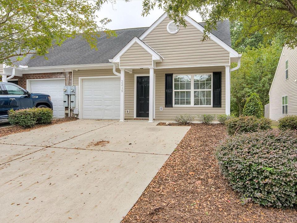 1st image of 2205 Jasmine Way