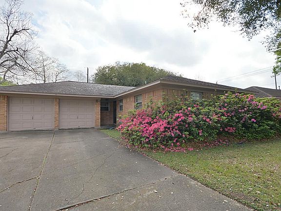 2nd image of 1209 Rebecca Dr