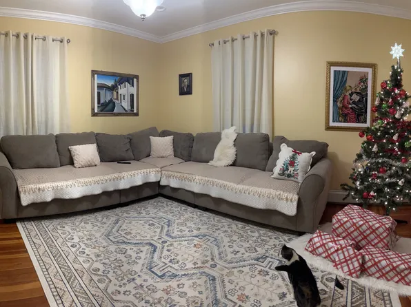 (undisclosed Address), Attleboro, MA 02703