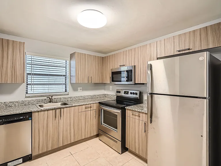 Viewmax Apartments — Photo 2