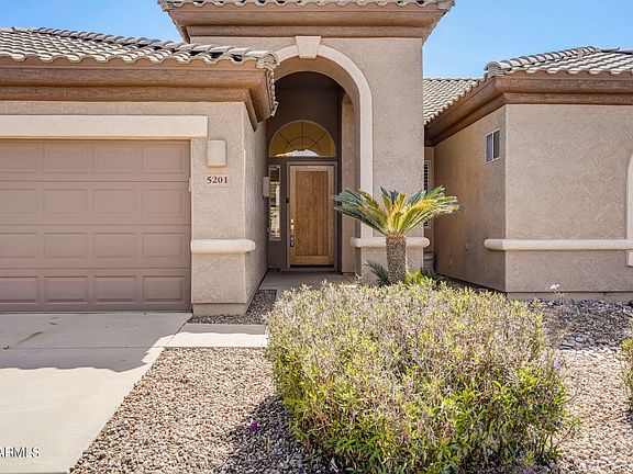 5th image of 5201 E HELENA Drive