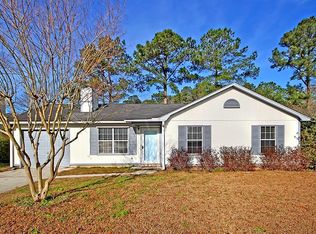 100 Courtland Dr, Summerville, SC 29486