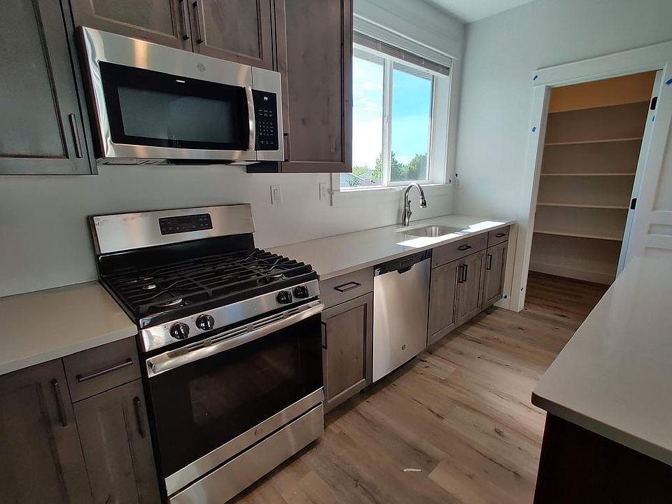 2nd image of 1414 S 800 W Building 5