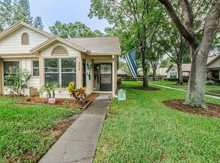 2633 Bentley Dr, Palm Harbor, FL 34684