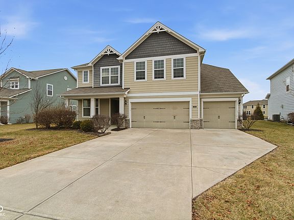 2nd image of 12684 Castle Pine Dr