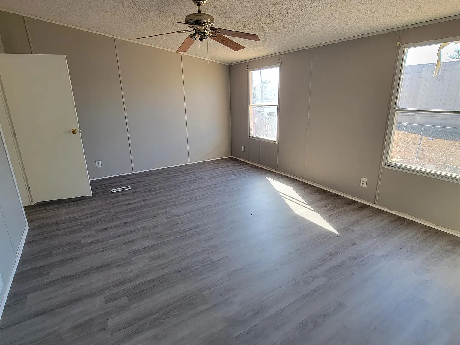2103 Eagle - 1 — Photo 2