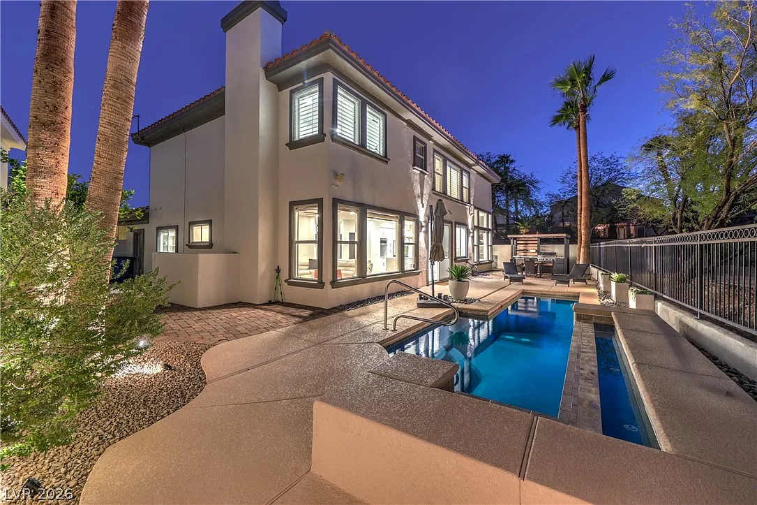 4 bed, 3.0 bath, 2863 sqft, $4,195 — Photo 3