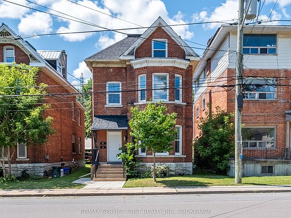 3rd image of 392 Alfred St