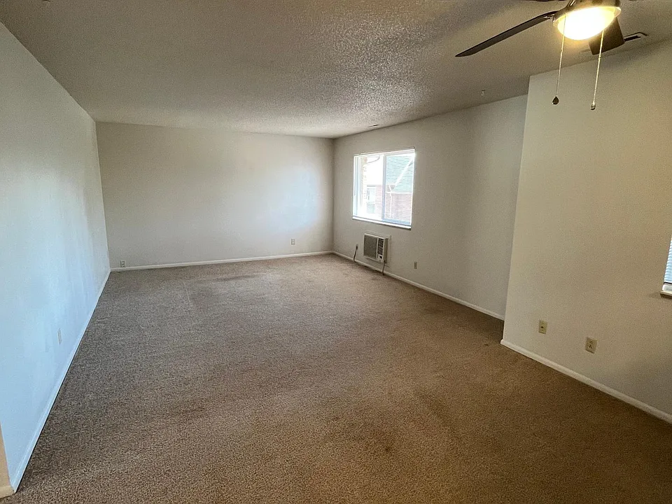 1708 Sawyer Way #274