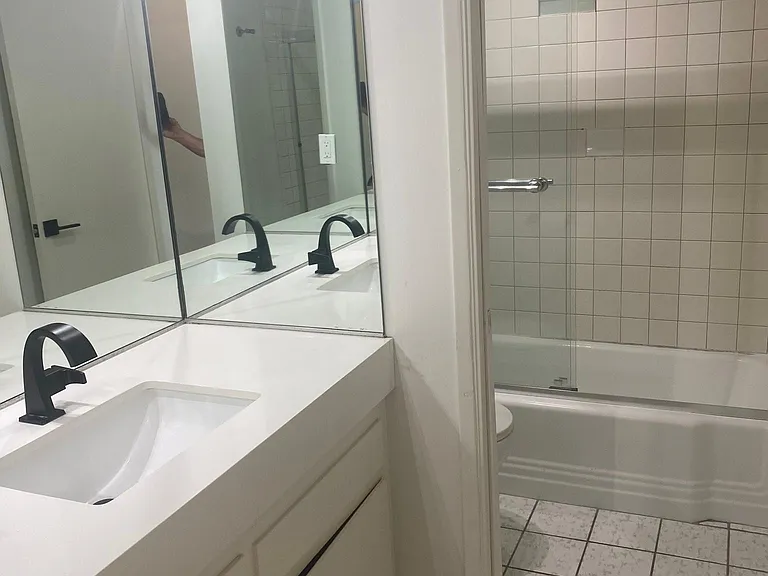 20710 Pacific Coast Hwy #3 — Photo 10