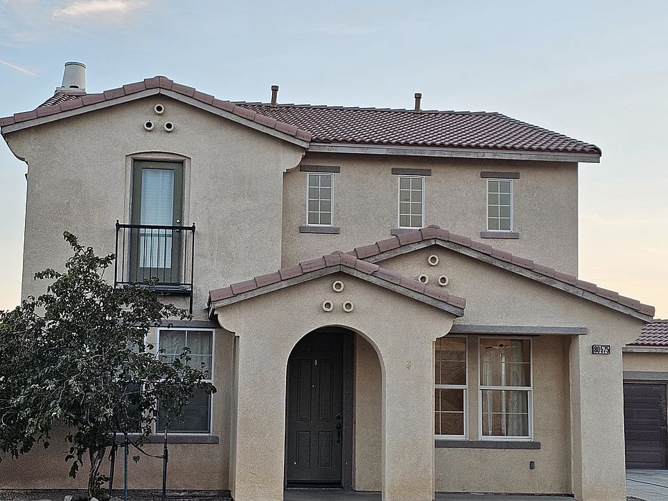 1st image of 80575 Stortford Ave
