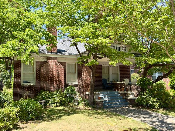 2nd image of 1105 Kinard Ct