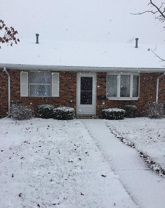 2nd image of 4438 Ridgewood Rd E #7