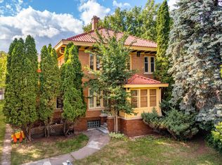 1911 E 2nd St, Duluth, MN 55812