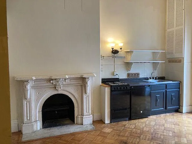 1517 Park Ave — Photo 2