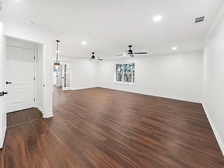 1739 Starwood Dr — Photo 24