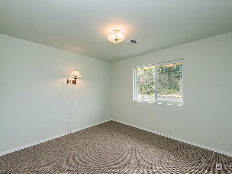 732 McFarland Dr — Photo 10
