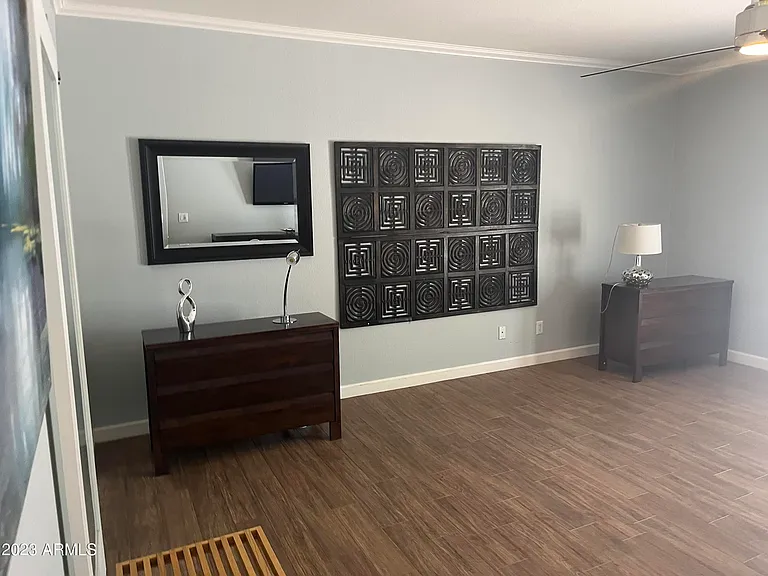 5508 E Kelton Ln — Photo 19