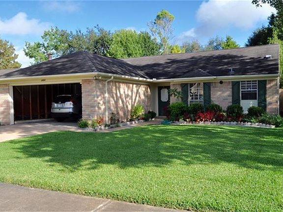 2nd image of 3406 E Heatherock Cir