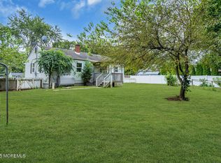 7 Webster Rd, Toms River, NJ 08755