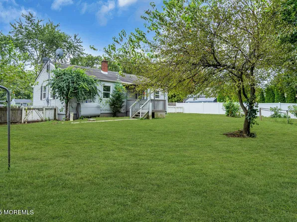 7 Webster Road, Toms River, NJ 08755