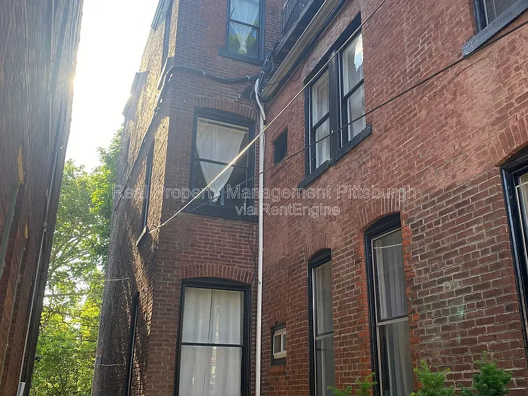 207 S Millvale Ave #1 — Photo 37