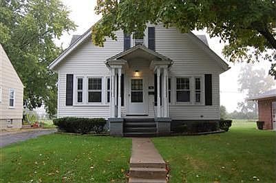 1st image of 30 Vincent Ave