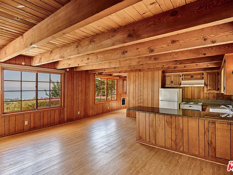 5561 Horizon Dr — Photo 34